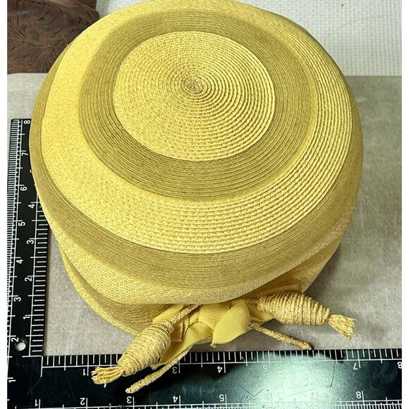 VTG 1950s Golden Straw Pillbox Hat with Ribbon Trim Fishmans Dept Store w/ Box - Picture 12 of 13